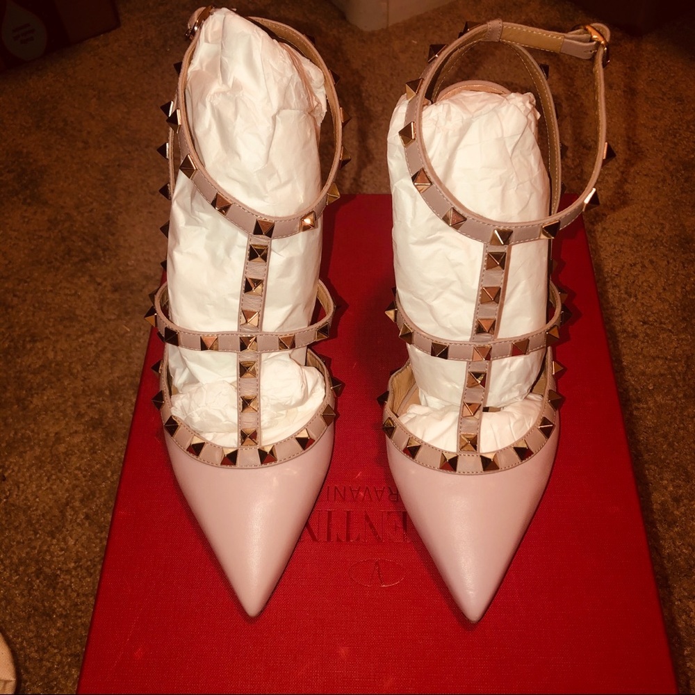 Valentino rockstud light pink heels - Picture 2 of 10